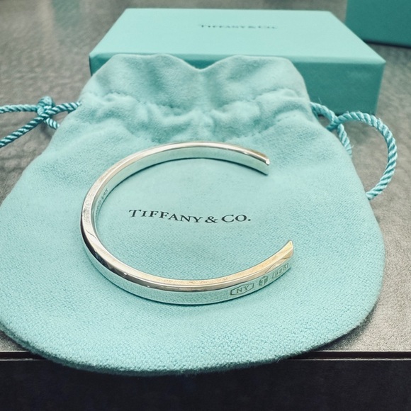 Tiffany & Co 1837® Makers Cuff in Silver, Narrow - Picture 1 of 3
